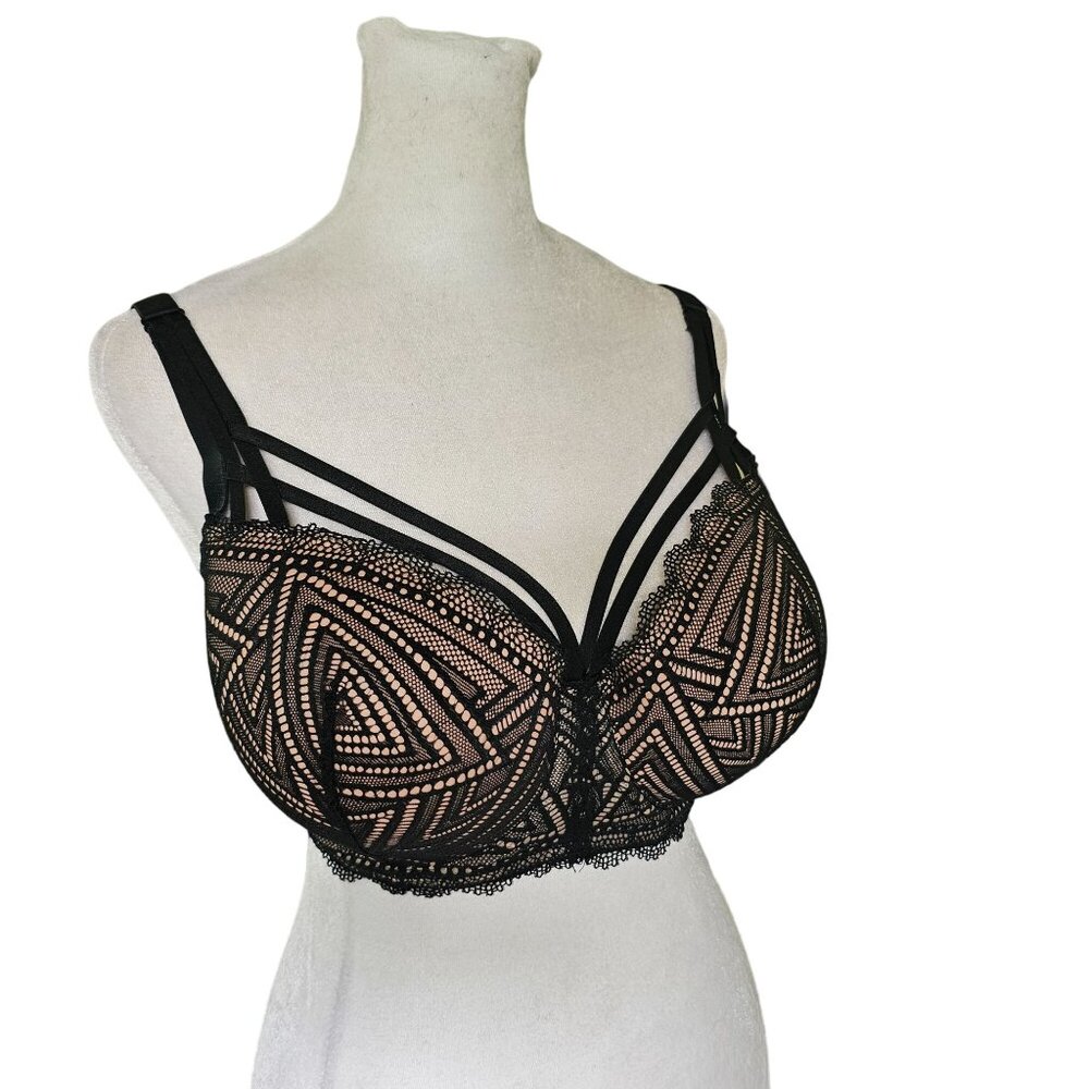 NWT Black and Biege Lace Underwire Strappy Bra Bondage size 40D